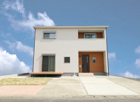 天井に板張りを施したお家