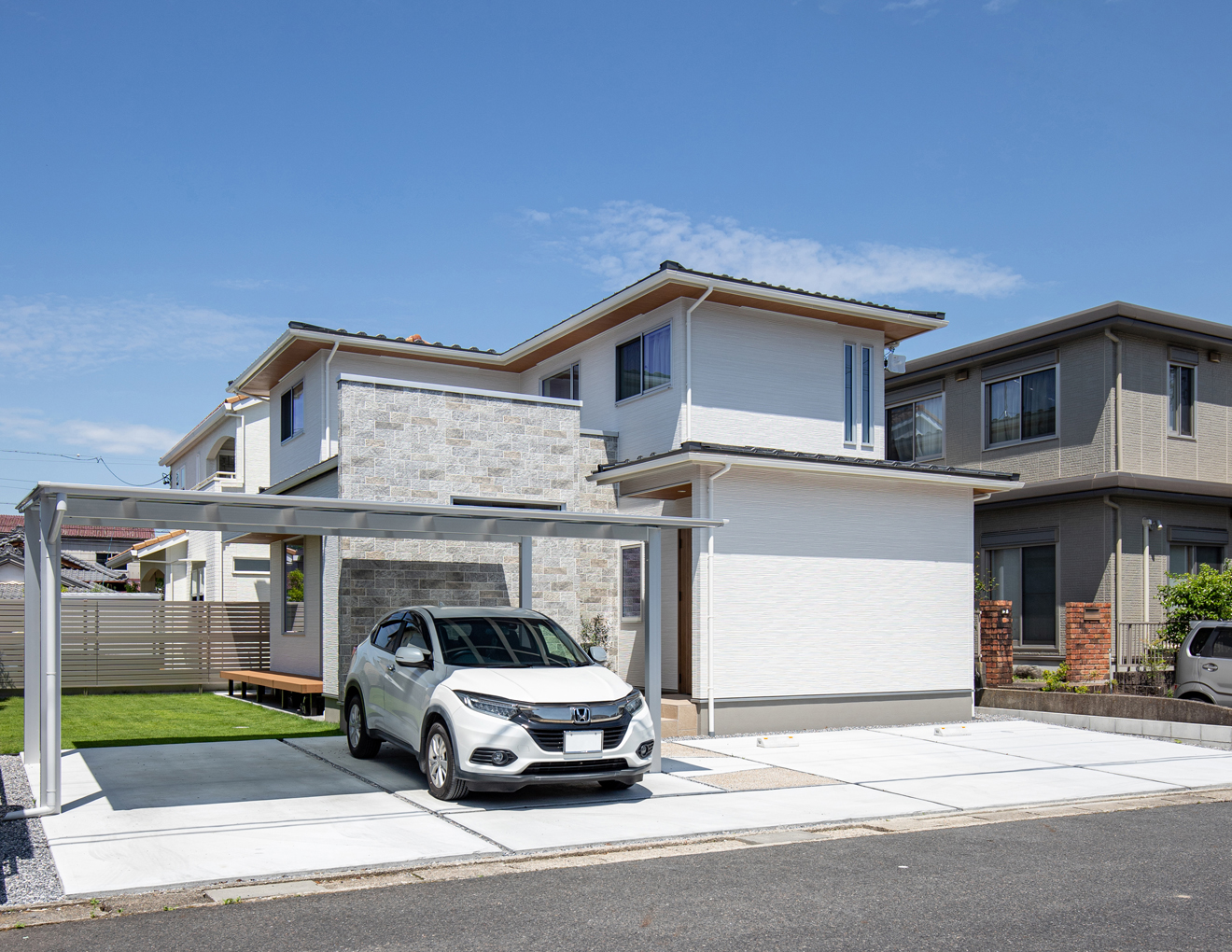 木目×グレーのナチュラルなお家