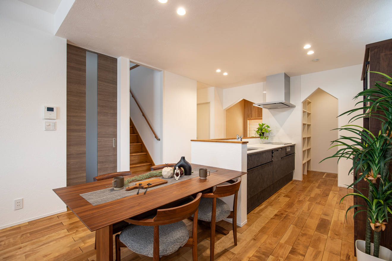 小牧市本庄①モデルハウスB