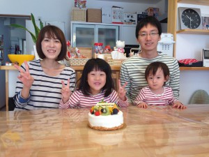 H様、家づくり1周年おめでとうございました