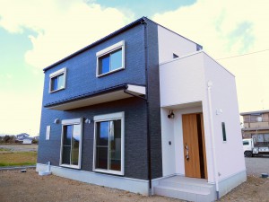 自然素材の家「ナチュリエ」施工例～シンプルだけどこだわりがつ