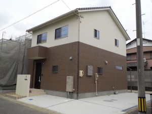 自然素材の家ナチュリエ施工例～夫婦で暮らす自然素材の家～