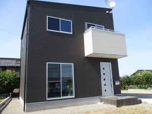 自然素材の家ナチュリエ施工例～スタイリッシュハウス～