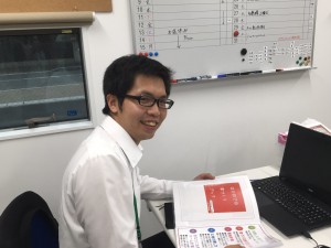 本社/コンシェルジュ　各務　由布毅